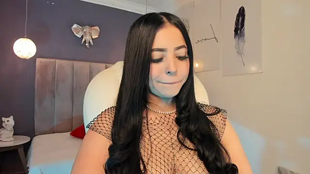 Maaiitee online show from February 2025 12:39:01 AM