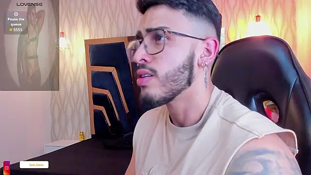 Liam Kleiin online show from February 2026 09:16:01 PM