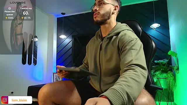 Liam Kleiin online show from April 2026 11:23:02 AM