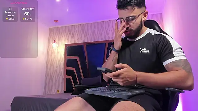 Liam Kleiin online show from March 2026 11:24:01 AM