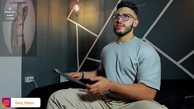 Liam Kleiin online show from March 2026 03:15:01 PM