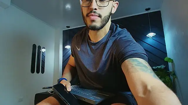 Liam Kleiin online show from March 2026 11:23:02 AM