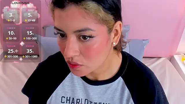 taylor cupper online show from October 2025 09:03:01 PM