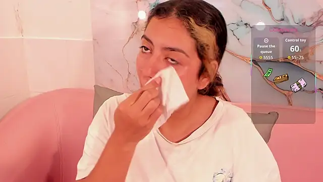 taylor cupper online show from December 2025 03:18:01 AM