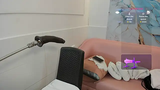 taylor cupper online show from February 2026 04:02:01 AM