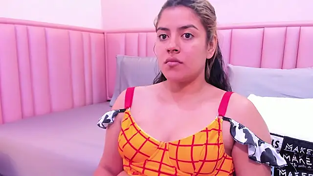 taylor cupper online show from November 2025 12:25:01 AM