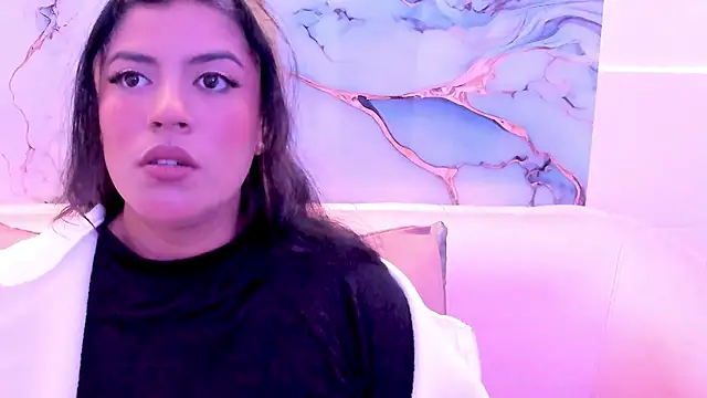 taylor cupper online show from October 2025 03:38:01 AM