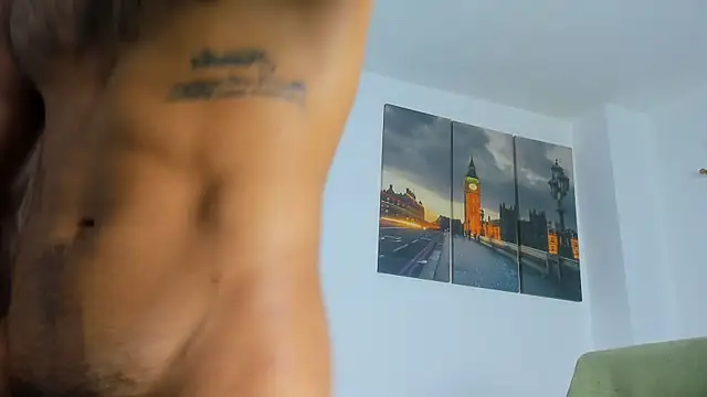 Snapshot of JuanBlade chatting on October 2025 05:34:02 PM JuanBlade online show from October 2025 05:34:02 PM