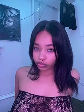 lovekaylaa online show from December 2024 05:43:02 AM