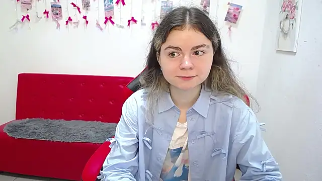 TinaRedly online show from May 2026 05:56:01 PM