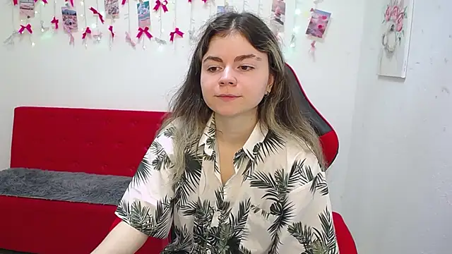 TinaRedly online show from May 2026 05:31:02 PM