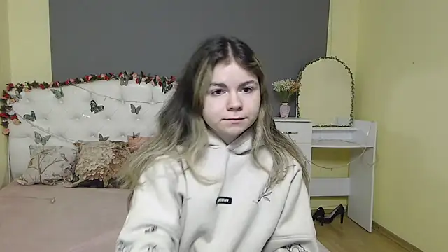 TinaRedly online show from February 2026 06:46:02 AM