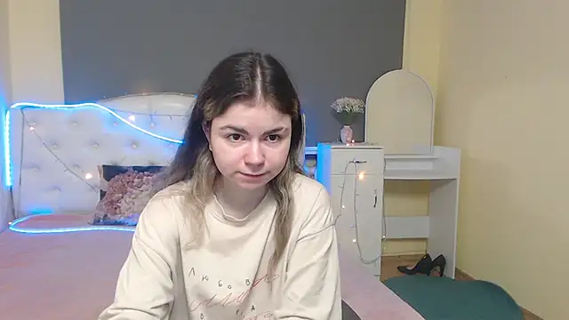 TinaRedly online show from May 2026 05:33:01 AM