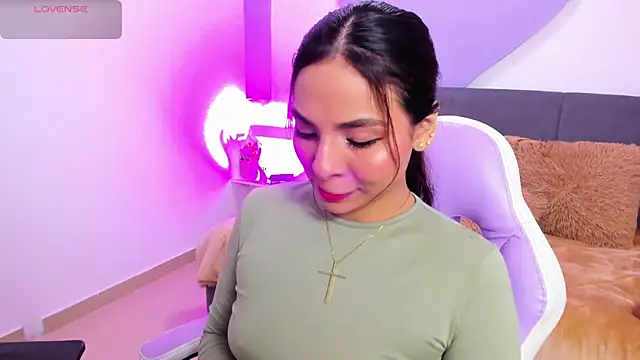 amira cute2 online show from April 2026 10:33:02 AM