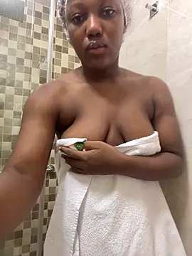 kellya  online show from March 2025 05:05:01 PM