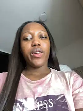 kellya  online show from February 2026 11:16:02 PM