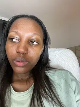 kellya  online show from December 2025 11:52:02 PM