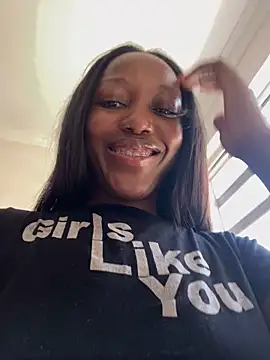 kellya  online show from April 2026 06:22:01 PM