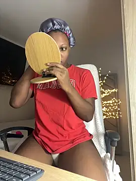 kellya  online show from January 2026 12:17:01 AM