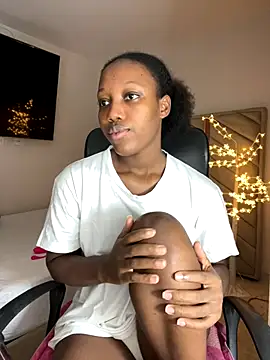 Snapshot of kellya_ chatting on October 2025 11:59:01 PM kellya online show from October 2025 11:59:01 PM