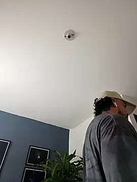 SilvaBranko online show from December 2025 01:05:02 AM