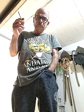 Snapshot of bottomhairy chatting on March 2025 07:52:01 PM bottomhairy online show from March 2025 07:52:01 PM