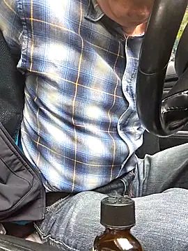 Snapshot of bottomhairy chatting on October 2025 08:26:02 AM bottomhairy online show from October 2025 08:26:02 AM