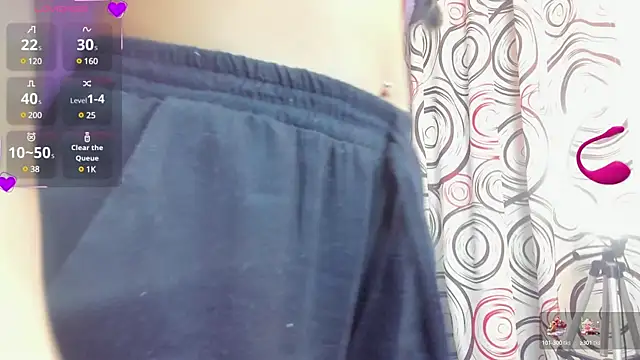 Snapshot of MadissonShakur chatting on February 2025 05:15:01 PM MadissonShakur online show from February 2025 05:15:01 PM