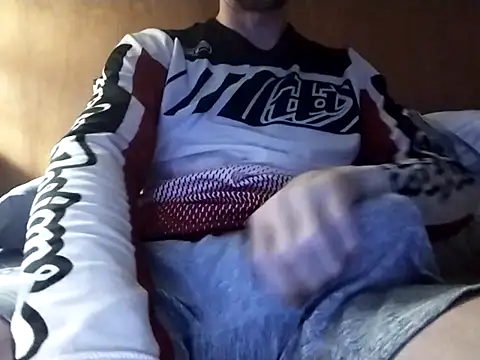 Snapshot of elmerfuddin87 chatting on December 2025 05:57:02 AM elmerfuddin87 online show from December 2025 05:57:02 AM