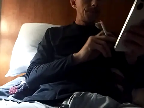 Snapshot of elmerfuddin87 chatting on October 2025 09:38:01 PM elmerfuddin87 online show from October 2025 09:38:01 PM