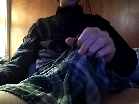 elmerfuddin87 online show from February 2026 05:20:01 PM