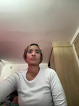 megan collins96 online show from May 2026 08:27:02 PM