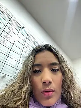 megan collins96 online show from June 2026 05:24:01 PM