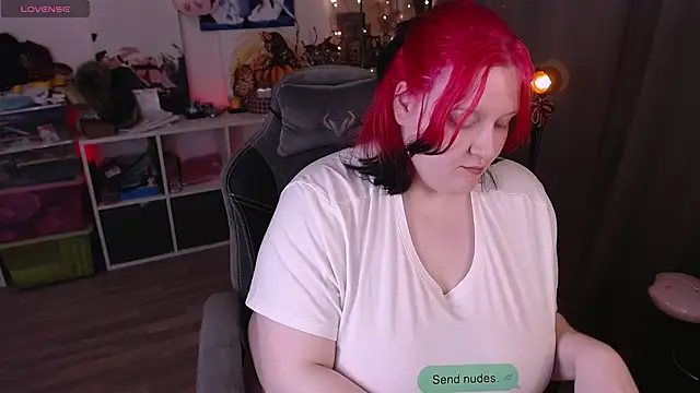 lissamuff online show from February 2025 07:34:02 AM