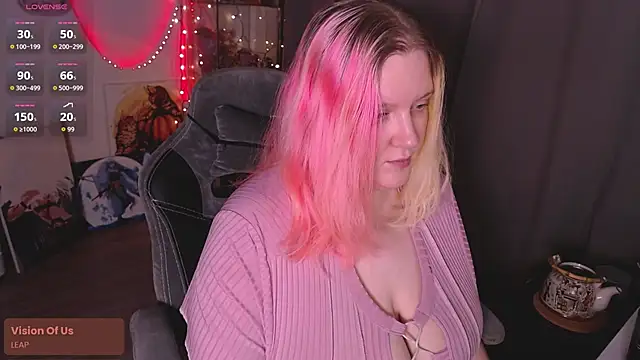 lissamuff online show from March 2026 04:04:02 PM