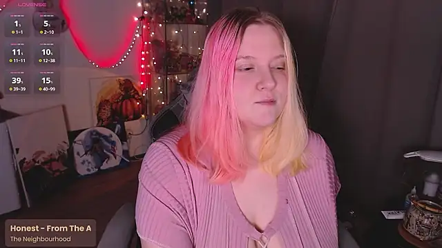 lissamuff online show from March 2026 05:31:02 PM