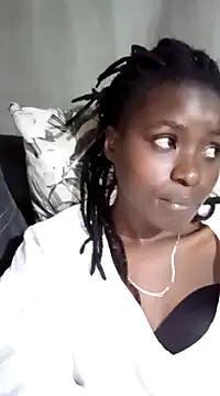 lauraporsi online show from February 2025 10:05:01 AM