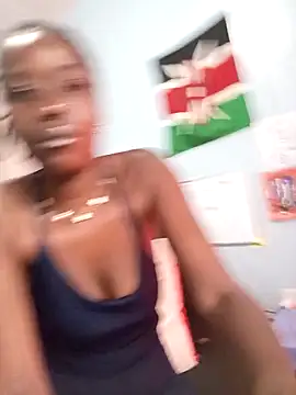 lauraporsi online show from March 2026 12:31:01 PM