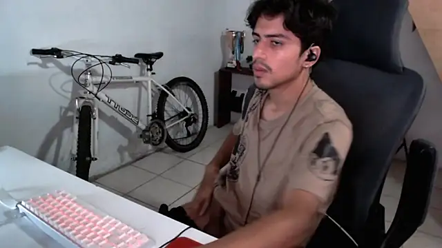 Thieves9 online show from October 2025 06:44:01 PM