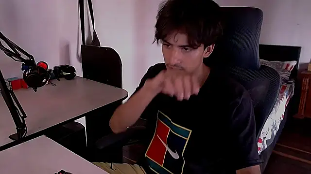 Thieves9 online show from December 2024 05:43:01 PM