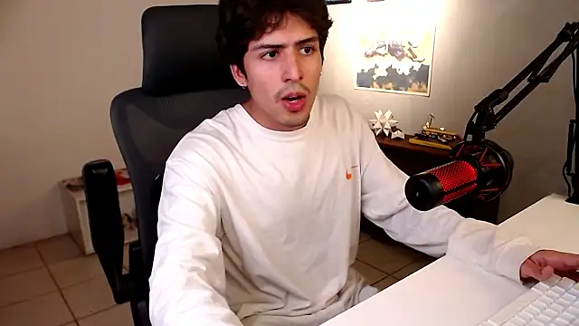 Snapshot of Thieves9 chatting on February 2026 10:20:02 PM Thieves9 online show from February 2026 10:20:02 PM