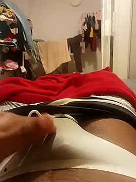 Snapshot of maleesa chatting on November 2025 04:07:01 AM maleesa online show from November 2025 04:07:01 AM