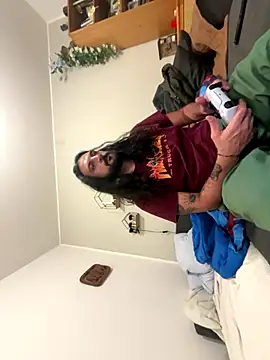 beardo85 online show from November 2025 06:56:02 PM