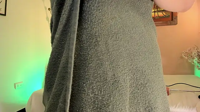 Snapshot of ArianaBaker chatting on March 2025 07:12:01 PM ArianaBaker online show from March 2025 07:12:01 PM