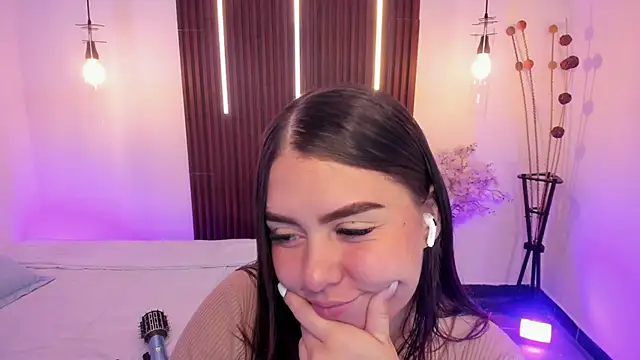 ArianaBaker online show from March 2026 01:28:01 PM