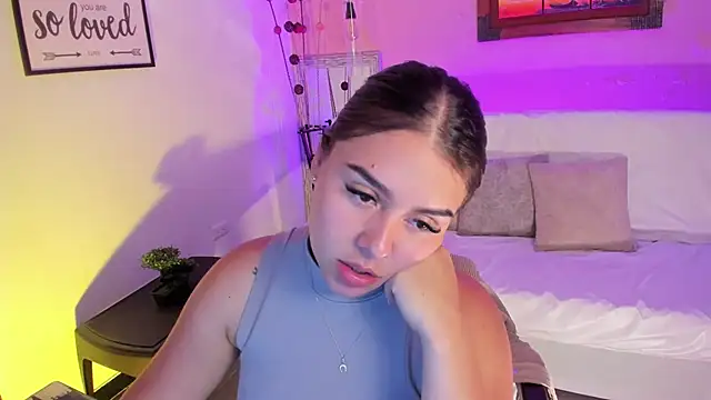 ArianaBaker online show from October 2025 04:09:01 PM