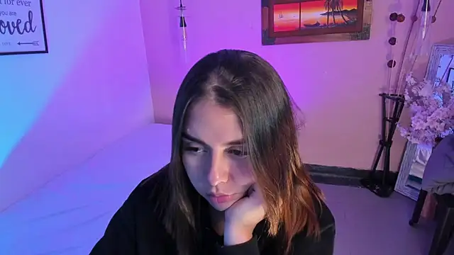 ArianaBaker online show from September 2025 01:28:02 PM