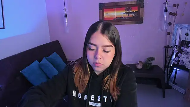 Snapshot of ArianaBaker chatting on November 2025 12:59:03 PM ArianaBaker online show from November 2025 12:59:03 PM