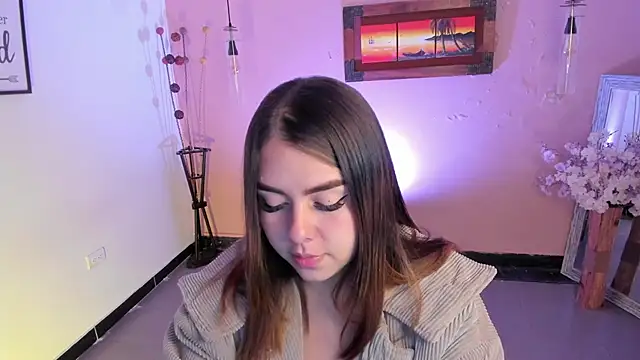 Snapshot of ArianaBaker chatting on November 2025 01:33:02 PM ArianaBaker online show from November 2025 01:33:02 PM