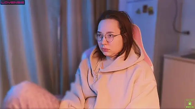 Snapshot of Airyhill chatting on February 2026 12:37:02 PM Airyhill online show from February 2026 12:37:02 PM